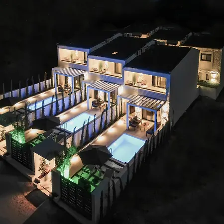 Bela Villa *