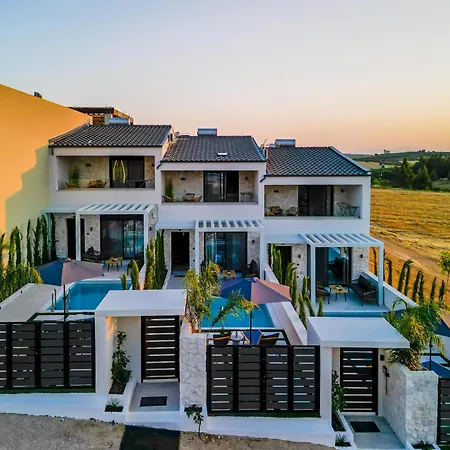 Bela * Kallithea (Chalkidiki)