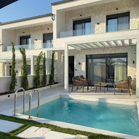 Bela Βίλα Kallithea (Chalkidiki)