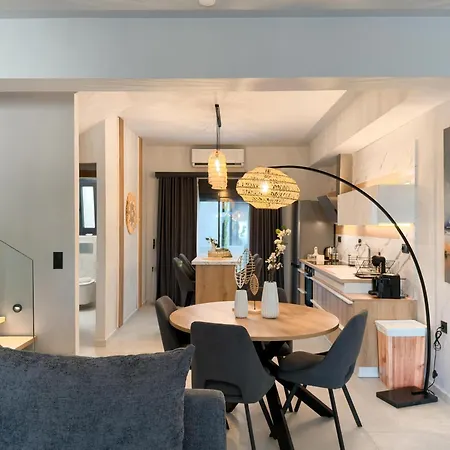 Bela * Kallithea (Chalkidiki)