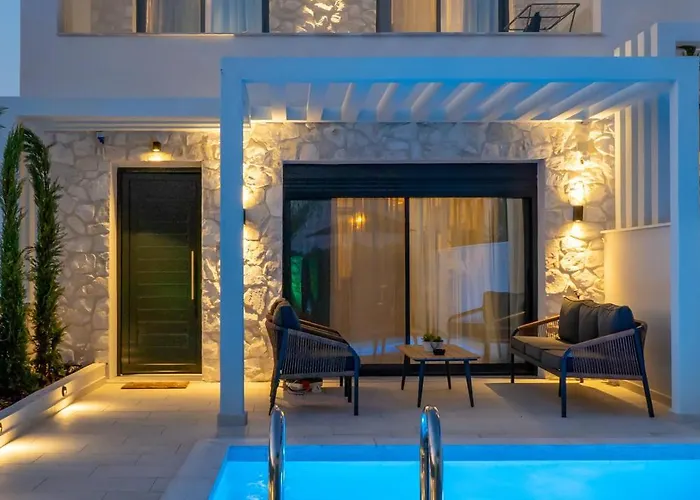 Bela * Kallithea (Chalkidiki)