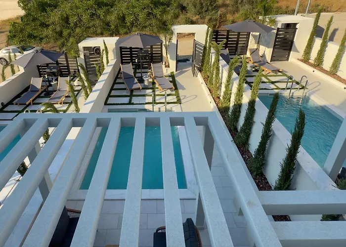 Βίλα Bela Kallithea (Chalkidiki)